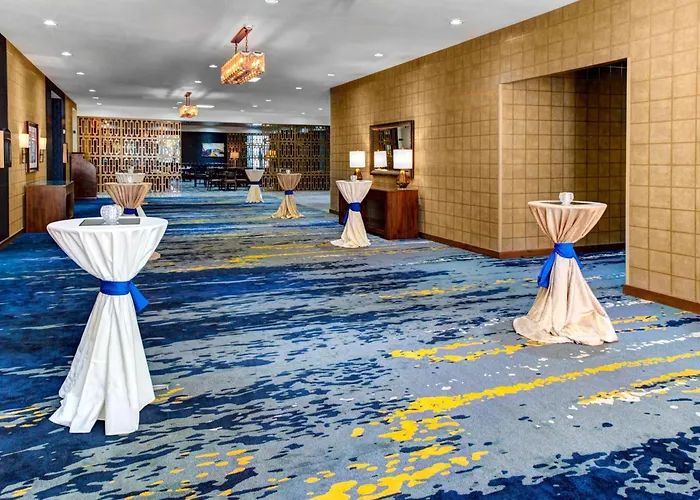 Resort: Doubletree By Hilton Arlington Dfw South